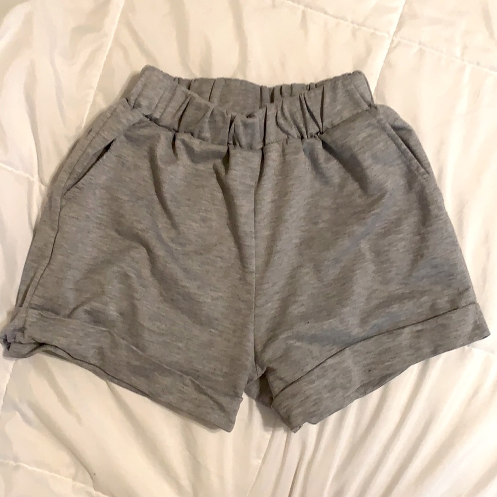 sweatshorts grey
